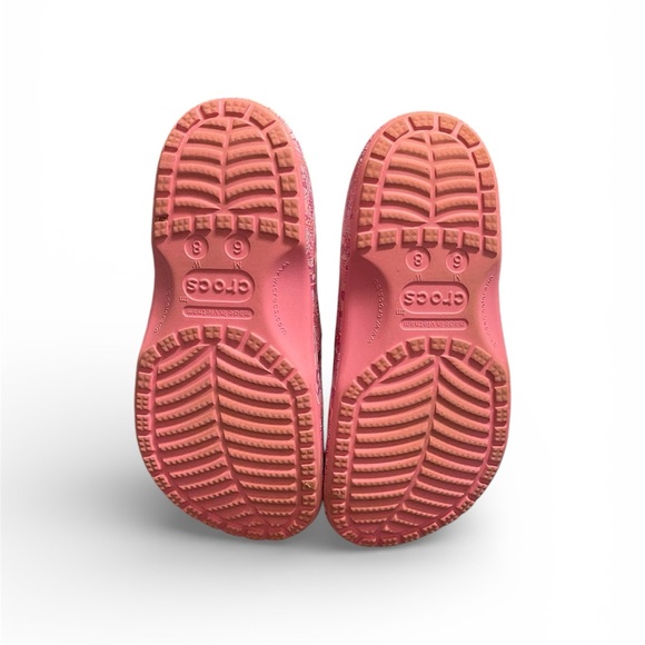 Crocs Hello Kitty and Friends Size W8/M6 Limited Edition Preowned - Picture 8 of 8